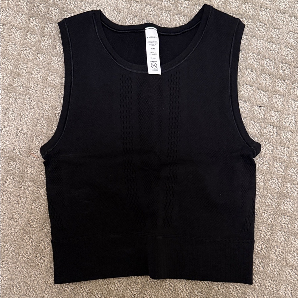 Athleta Black Sleeveless Crop Top